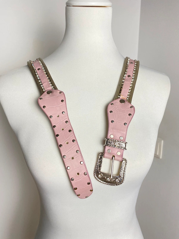 Y2K Metallgürtel mit Strasssteinen und Pinkem Kroko-Design