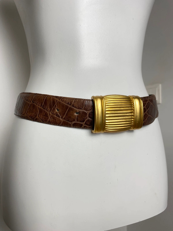 Vintage Leder Gürtel mit goldfarbener auffälliger Schnalle