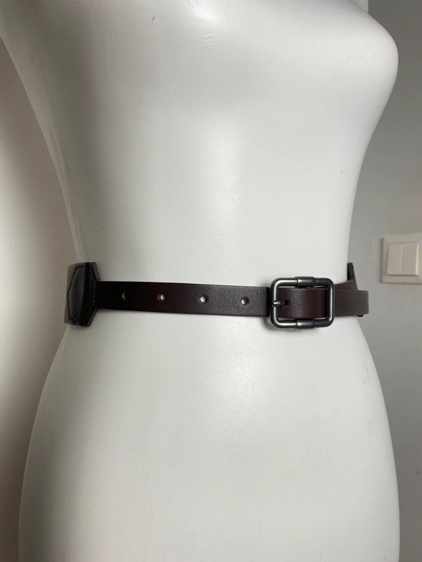 Esprit Ledergürtel Breiter Statement Gürtel mit Schnalle