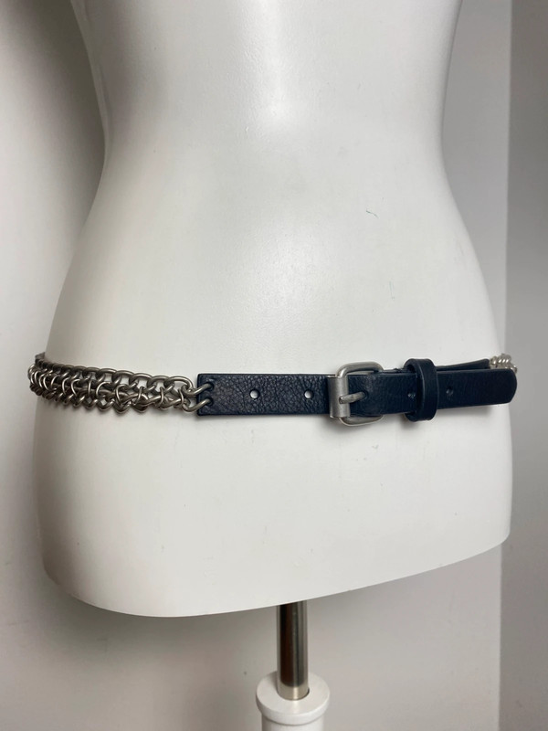 Y2K Stil Ledergürtel mit Ketten-Detail Schmaler Kettengürtel