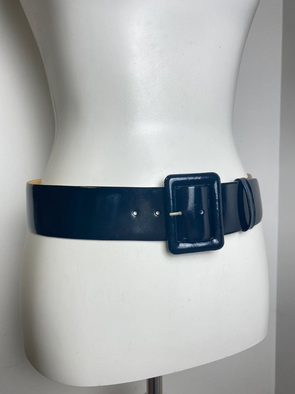 Vintage Gürtel aus Leder, breit, glänzend, Marke Vintage Love